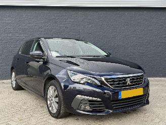 Peugeot 308 1.2 BENZINE AUTOMAAT/GLASDAK picture 7