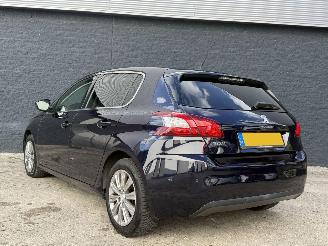 Peugeot 308 1.2 BENZINE AUTOMAAT/GLASDAK picture 3