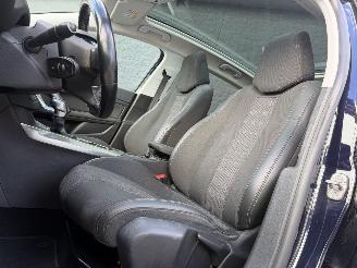 Peugeot 308 1.2 BENZINE AUTOMAAT/GLASDAK picture 9