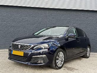 skadebil auto Peugeot 308 1.2 BENZINE AUTOMAAT/GLASDAK 2018/3