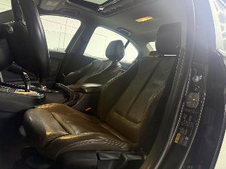 BMW 3-serie 330e automaat/panoramadak/led picture 8