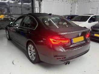 BMW 3-serie 330e automaat/panoramadak/led picture 6
