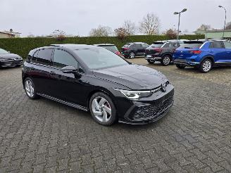 Volkswagen Golf GTD picture 3