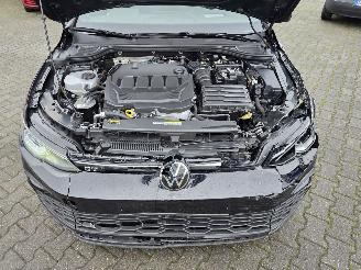 Volkswagen Golf GTD picture 9