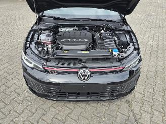Volkswagen Golf GTI 195 kW Panorama picture 8