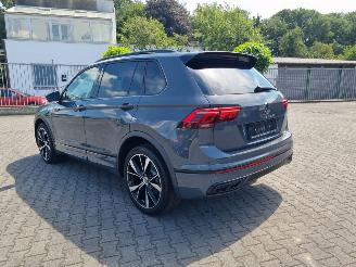 Unfallwagen Volkswagen Tiguan R-LINE TDi 4MOTION 142 kW 2025/6