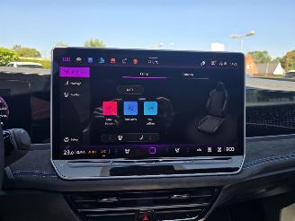 Volkswagen Passat eTSi FULL HYBRID 200 kW R-LINE picture 40