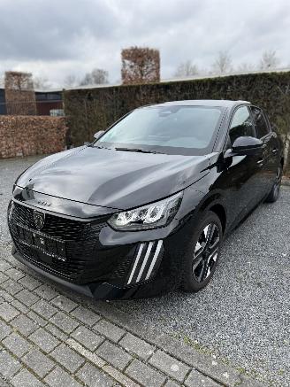  Peugeot 208  2025/9