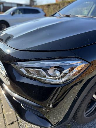 Mercedes GLA 250e AMG-Line picture 4