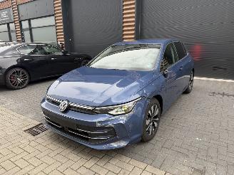 skadebil auto Volkswagen Golf 8.5 Facelift 1.5 eTSI GOAL Vol optie! 2025/11