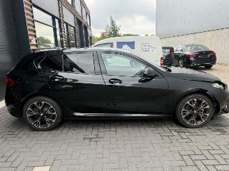 BMW 1-serie M120i Vol M pakket - Full M package picture 18