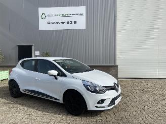 Renault Clio 0.9 TCe Bose Airco PDC Navi picture 26