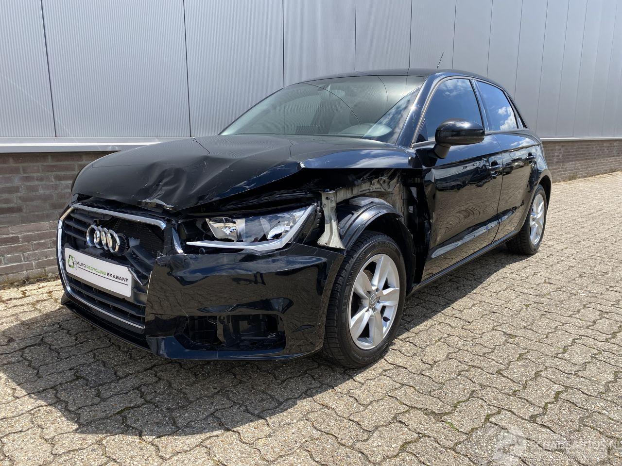 Audi A1 Sportback 1.0 TFSI Adrenalin Airco, PDC Achter, 95000 KM