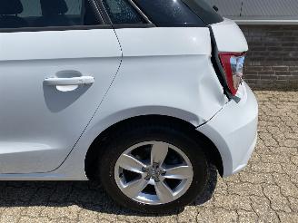 Audi A1 1.0 TFSI Adrenalin Airco, PDC Achter, Stoelverwarming picture 12