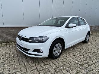 skadebil auto Volkswagen Polo 1.0 TSI Trendline Business Apple Carplay/Android Auto, Navi, Airco 2021/6