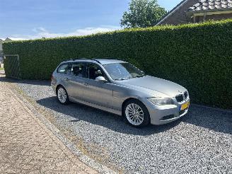 BMW 3-serie 320i Touring picture 1