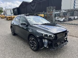 krockskadad bil auto Kia Xceed GT-Line 1.6 CRDi 0/9