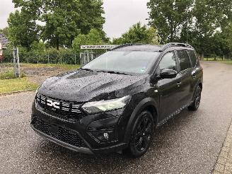 Avarii autoturisme Dacia Jogger Extreme 1.6 Hybride 7P /8