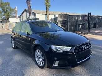 Schadeauto Audi A3 30 TFSI Sport Automaat 2019/2