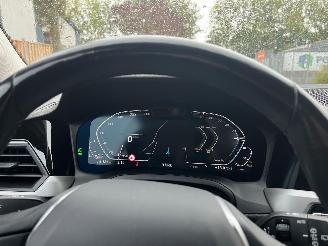 BMW 3-serie Touring 330e picture 12