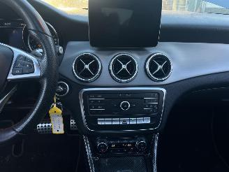 Mercedes Cla-klasse Coupé 180 AMG picture 11