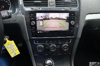 Volkswagen Golf 1.0 BENZ picture 21