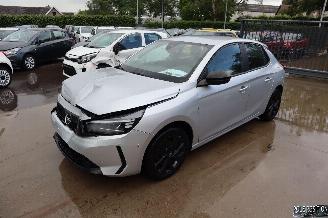 krockskadad bil auto Opel Corsa 1.2 BENZ 2024/2
