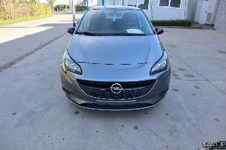 krockskadad bil auto Opel Corsa 1.2 BENZ 2018/12