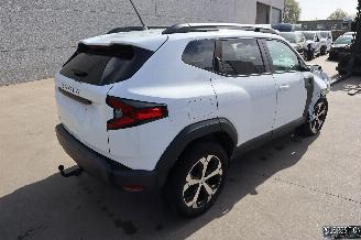 Dacia Duster 1.6 HYBRIDE picture 4