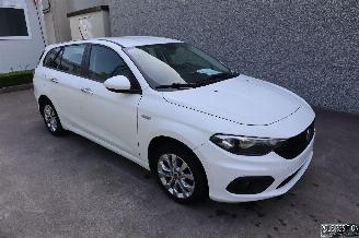 Fiat Tipo 1.4 BENZ picture 3