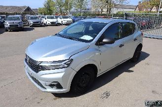 Schadeauto Dacia Sandero 1.0 BENZ 2021/11