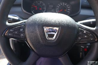 Dacia Sandero 1.0 BENZ picture 11