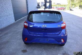 Hyundai I-10 1.0 BENZ picture 5