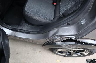Renault Captur 1.0 BENZ picture 17