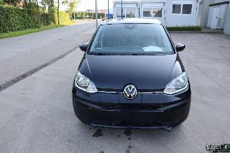 Volkswagen Up! 1.0 BENZ picture 2
