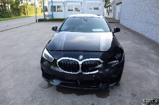 BMW 1-serie I picture 2