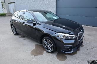 skadebil auto BMW 1-serie I 2024/3
