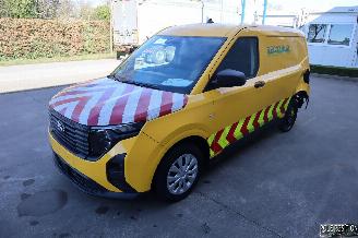 uszkodzony samochody ciężarowe Ford Transit 1.5 CDTI 2024/10
