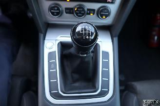 Volkswagen Passat 1.6 TDI picture 15