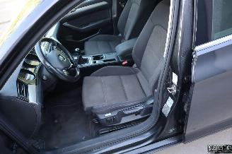 Volkswagen Passat 1.6 TDI picture 9