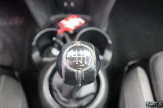 Mini Cooper 1.5 BENZ picture 15
