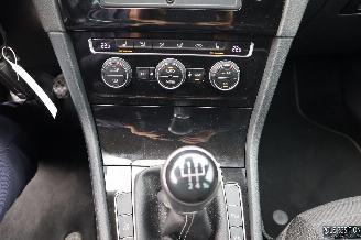 Volkswagen Golf 1.2 BENZ picture 17