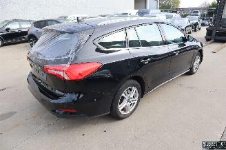 Ford Focus 1.0 BENZ picture 3