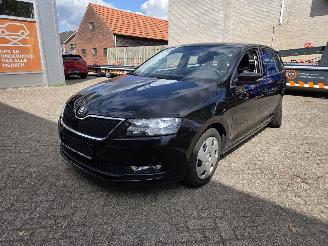 Voiture accidenté Skoda Rapid 1000 TSI DSG AUTOMAAT  FRISSE MOTOR EN DSG  VOORKOP HEEL 2019/2