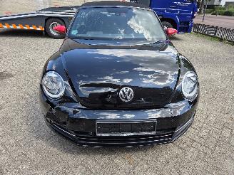 Volkswagen Beetle 1.2 TSI CLUB 1e EIGENAAR  LICHTE PLAATSCHADE WEL AIRBAGS ER UIT ZEER WEINIG KILOMETERS 62684KM picture 7