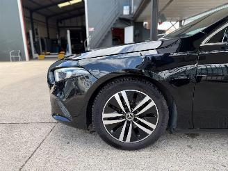 Mercedes A-klasse Sedan Automaat Sfeerverlichting Nap picture 25