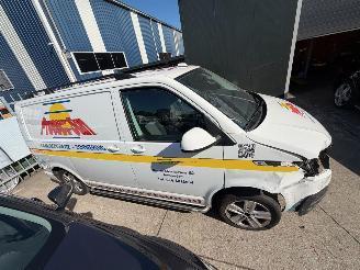 Volkswagen Transporter BULLI 2.0 TDI L1H1 28 4 MOTION NAP picture 4