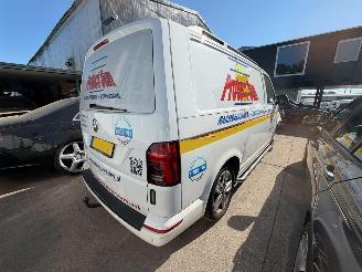 Volkswagen Transporter BULLI 2.0 TDI L1H1 28 4 MOTION NAP picture 5