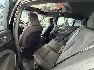 Volvo C-40 Recharge Core 69kwh Nap picture 12