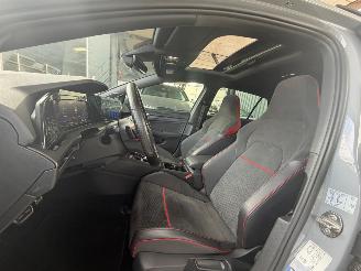 Volkswagen Golf GTI CLUBSPORT 301PK PANO HARMAN KARDON picture 10
